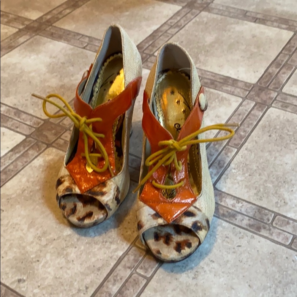 Naughty Monkey leopard and orange shoes, 7.5
